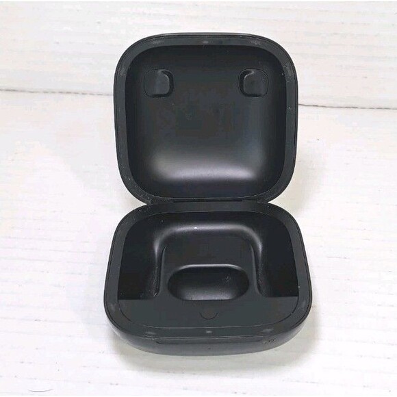 Beats Powerbeats Pro Wireless Charging Case Only Black Untested AS-IS Parts - Picture 1 of 5